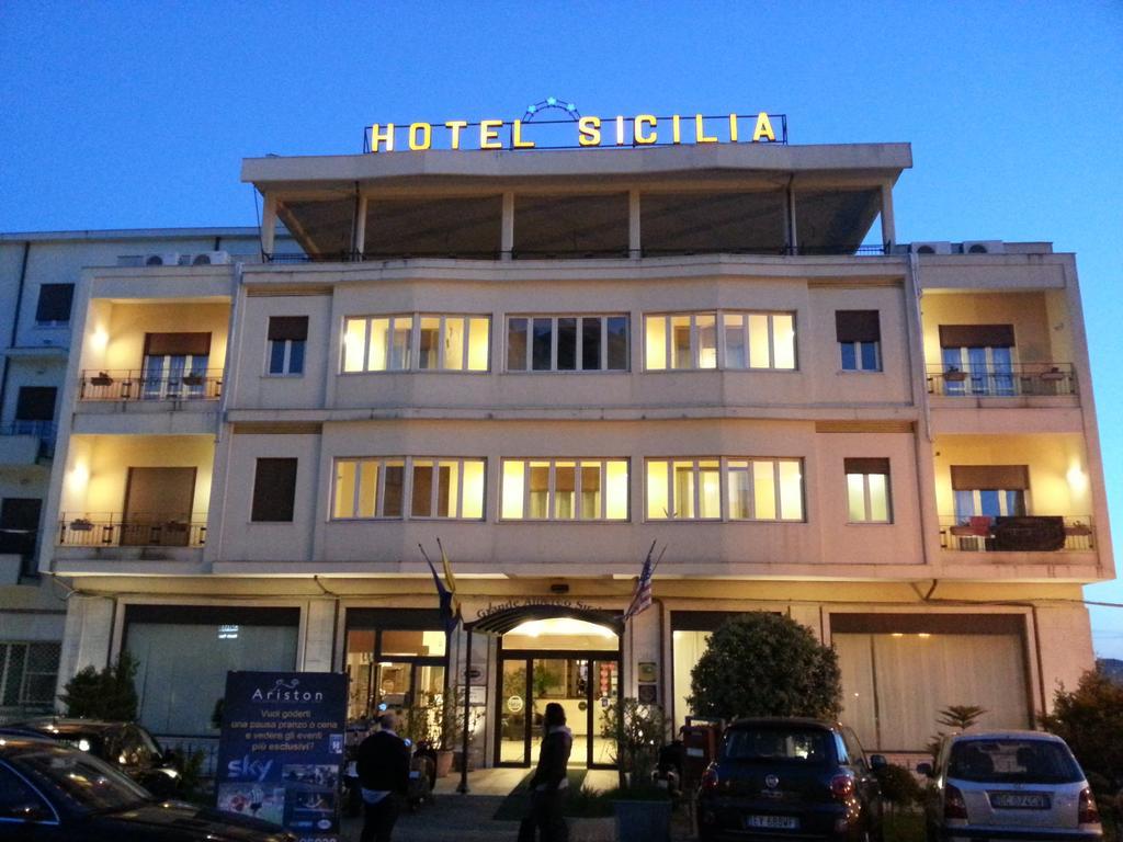 Hotel Sicilia Έννα Εξωτερικό φωτογραφία